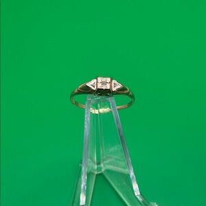 14k yellow gold art deco ring.